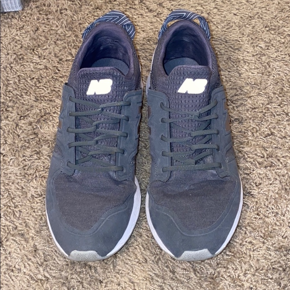 New balance shoes